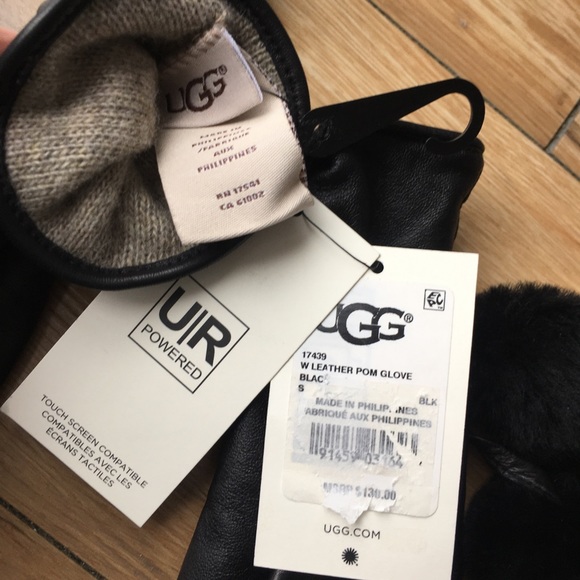 NWT UGG Brita Shearling Pom-Pom Tech Leather Glove - Picture 6 of 8